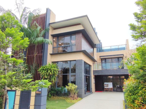 Forest City Fringe Villa V160 - 1